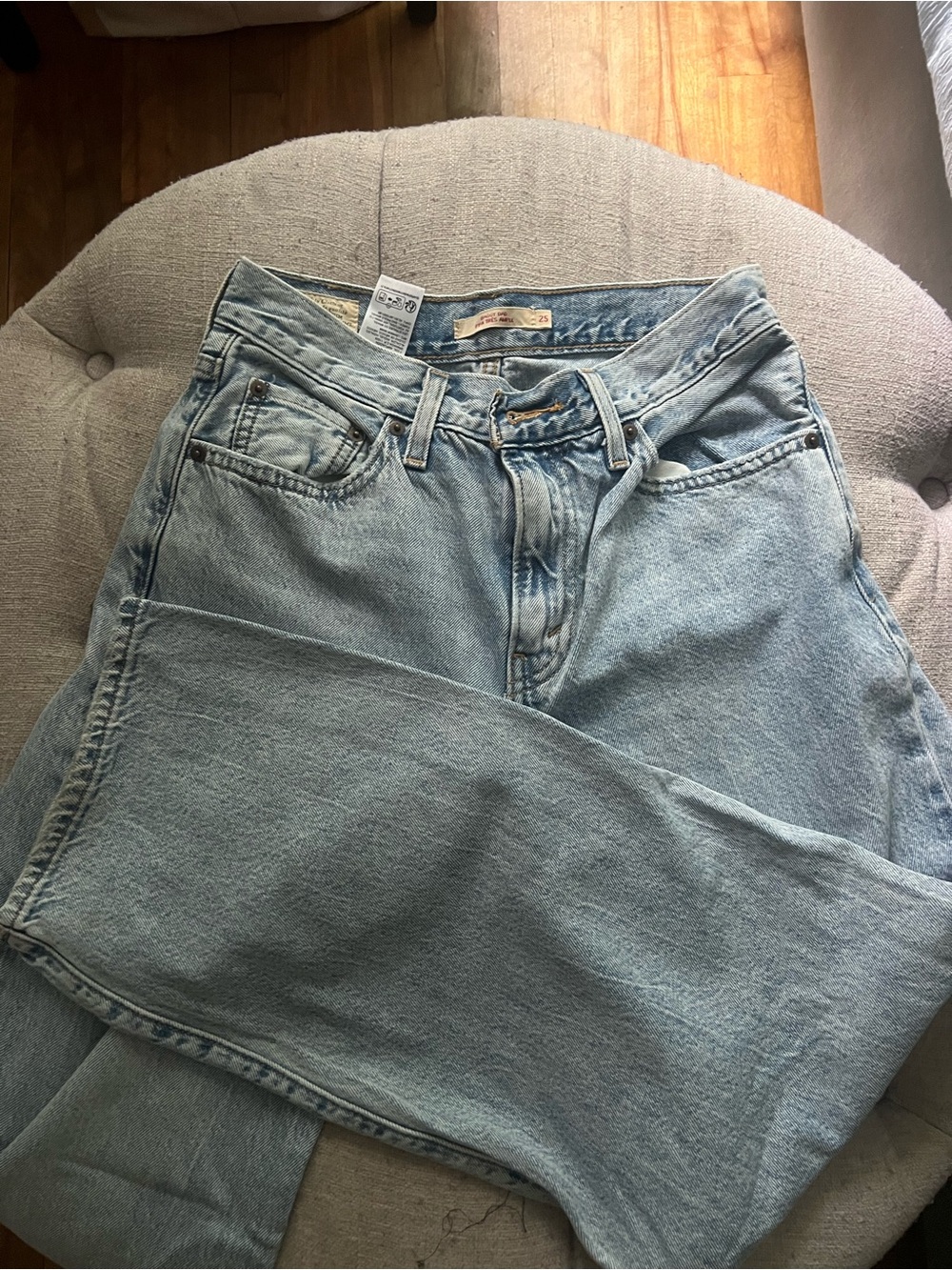 Levis baggy dad jeans
